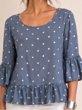 Solitaire women's bell sleeved loose fit pull on top, grey, metallic silver dots